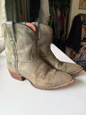 Olive Green Suede Cowboy Boots - Western Short Shaft